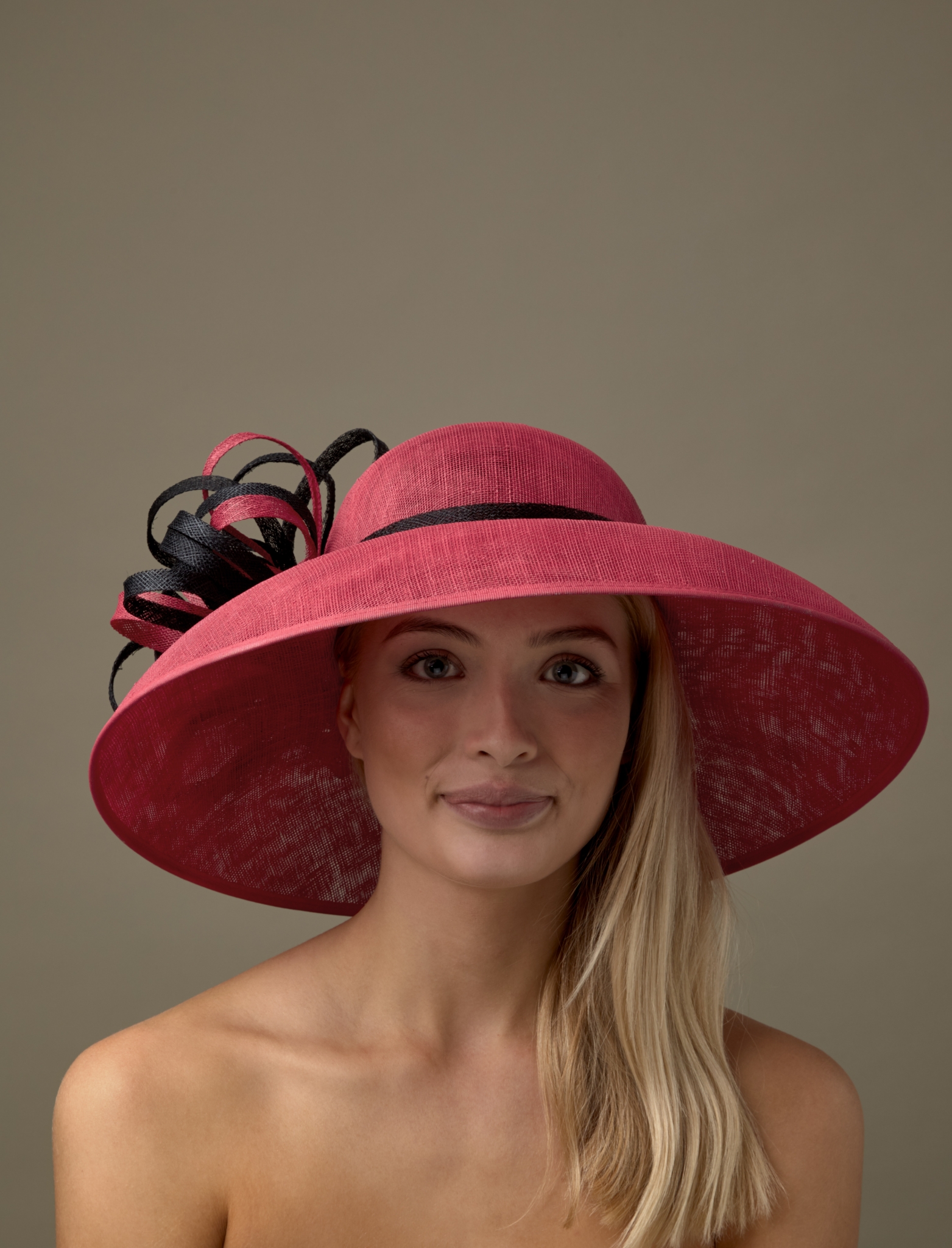 Анна Михайлова шляпки